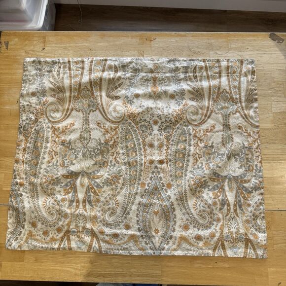 Pottery Barn Blythe Paisley Gold Ivory X2 Standard Pillow Shams Organic Cotton - Picture 8 of 12